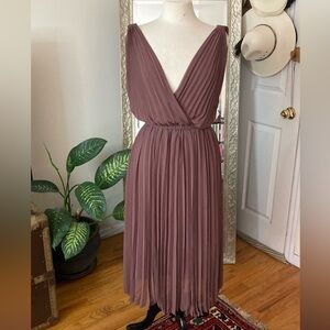 Wilfred brown/purple midi dress size XS. Fits like M. Gently worn no tags.